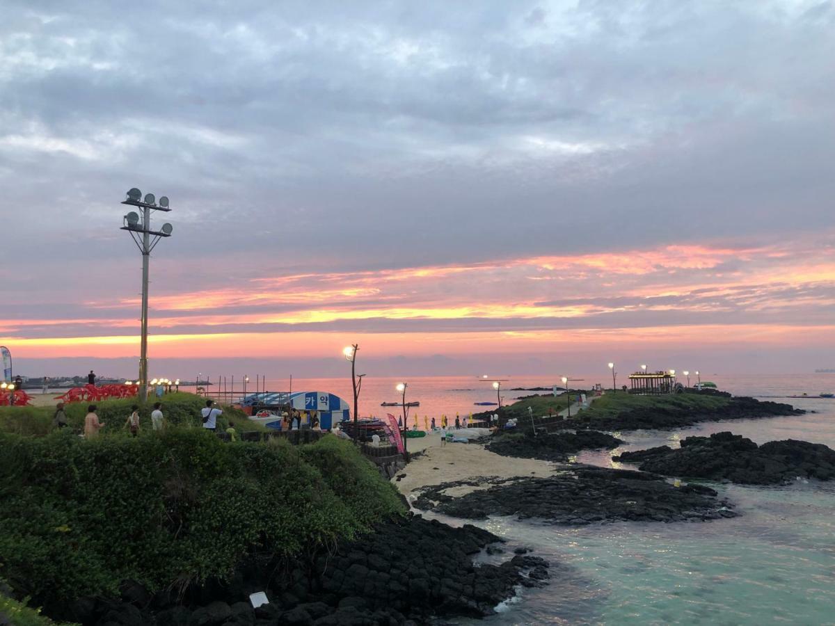 Seogwipo Js Hotel Eksteriør bilde
